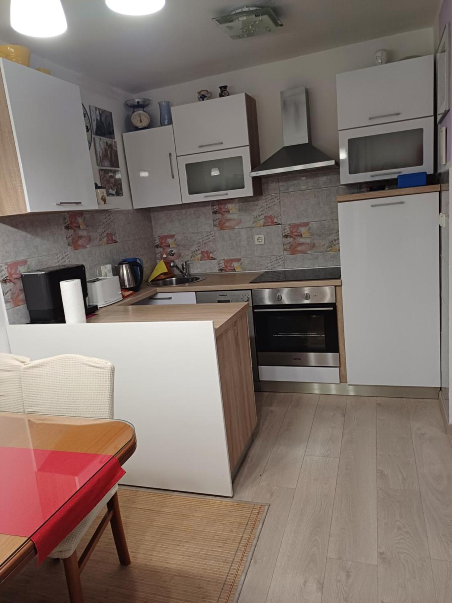 Apartment Lukas Galileo Izuzetan Makarska Exterior photo
